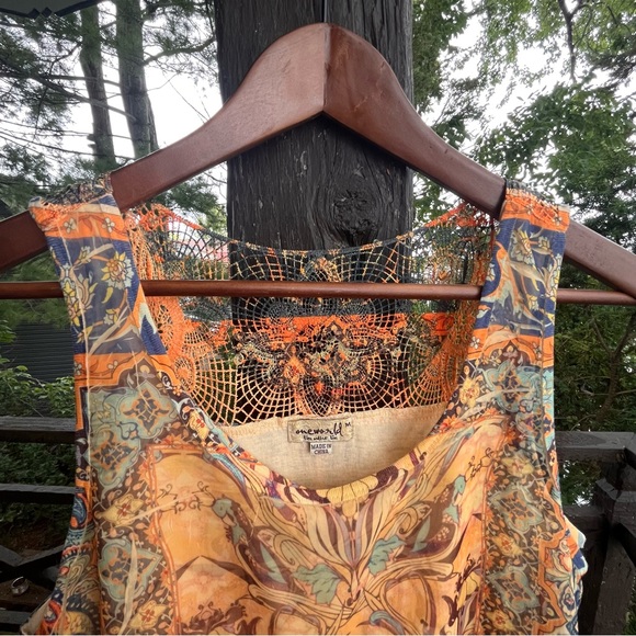 Women’s sleeveless tank top, Size medium - Picture 6 of 9